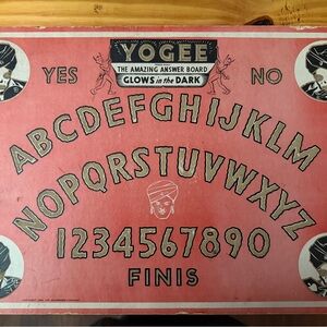 RARE 1944 Yogee The Amazing Answer Board Glows In The Dark Vintage Ouija Board